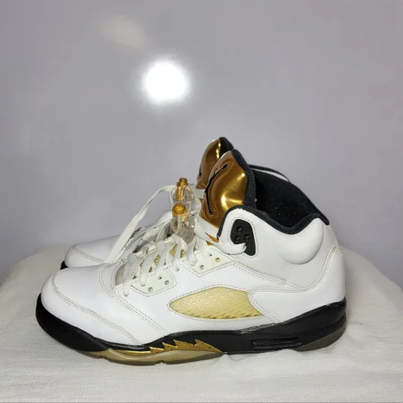 Air Jordan Retro 5 GS Size 7Y Olympic sneakers. - Picture 3 of 9